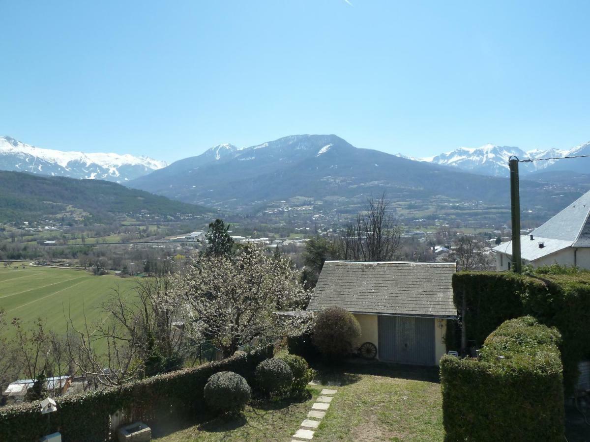 Vue Sur Les Montagnes Daire Embrun Dış mekan fotoğraf